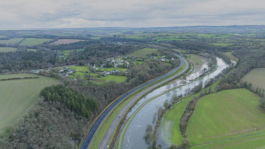 Vue sur le canal vers Pont-Treffrin en ce dimanche 25 janvier. bilirit-photographie