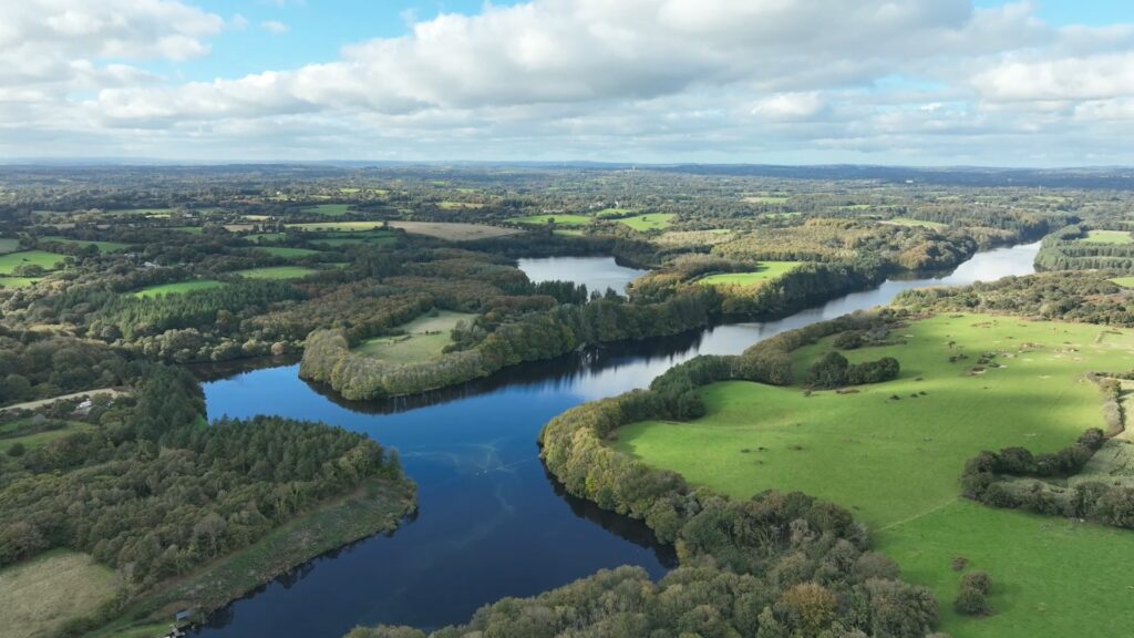 Survol de la région de Lanrivain dans le 22. Bilirit-photographie