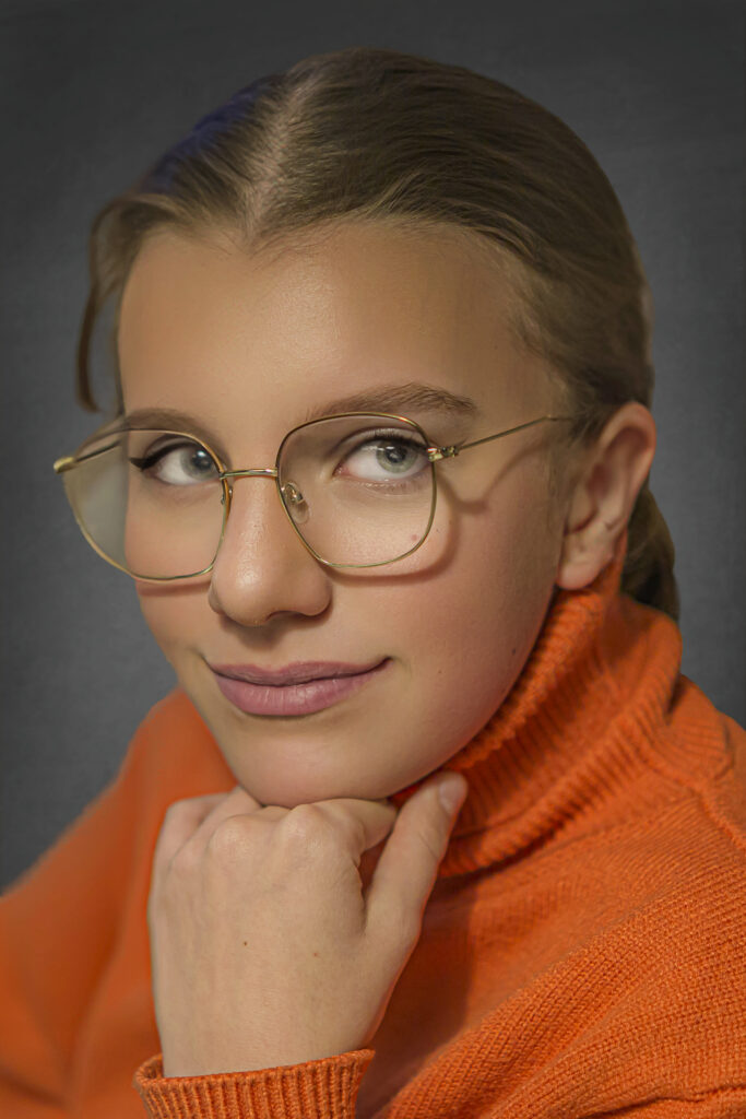Sarah, jeune étudiante, pratique la gymnastique à haut niveau. Elle veut être journaliste. bilirit-photographie